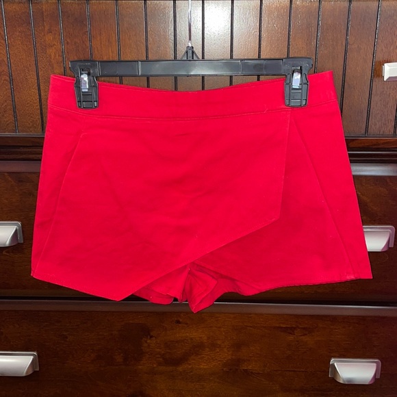 Ambiance Pants - RED ENVELOPE SKORT ❤️
